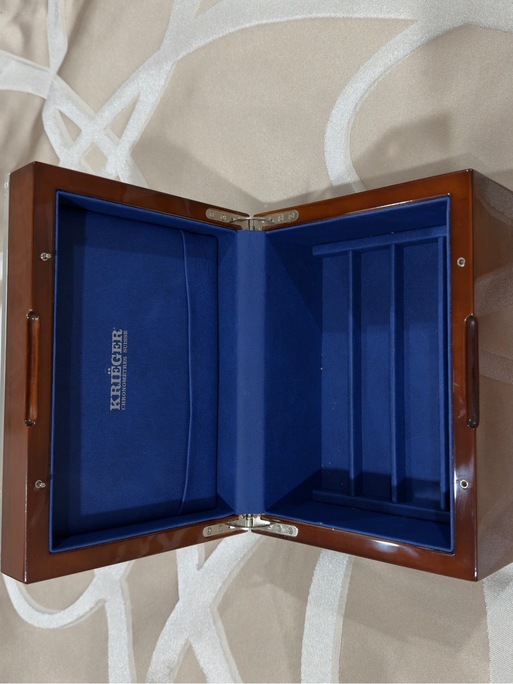 Krieger Chronomètres Suisses Luxury Wooden Watch Presentation Display Box - Picture 4 of 5